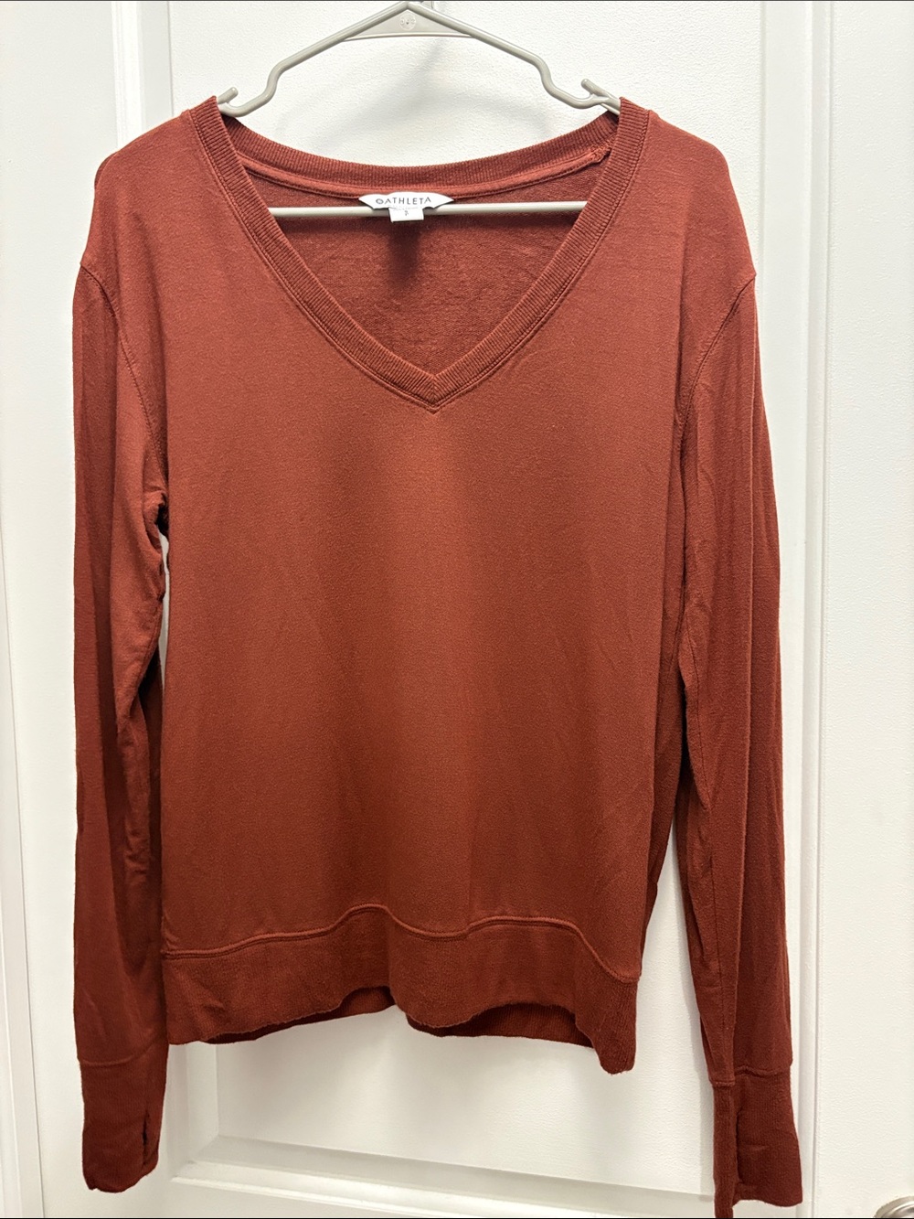 Athleta Sunrise V-Neck Sweatshirt Small Rust Brown Modal Thumbholes Oversized - Picture 2 of 6